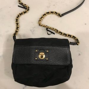 Marc Jacobs over the should bag